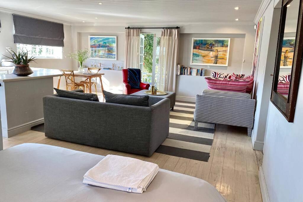 Hensley Cottage - A Garden Cottage. Plettenberg Bay Extérieur photo